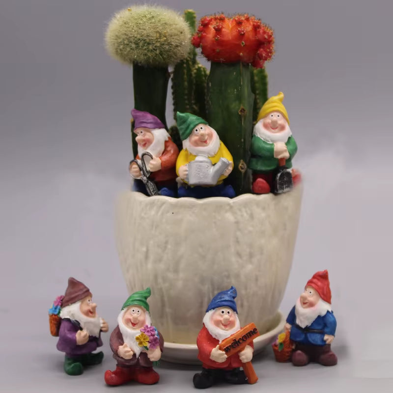 7Pcs Fairy Garden Accessories Outdoor, Garden Gnomes Decorations, Mini Gnomes Garden Set, Seven Dwarfs Statue for Fairy Garden